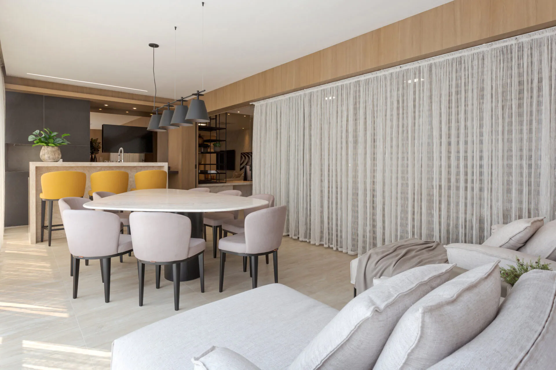 croma_210923-089